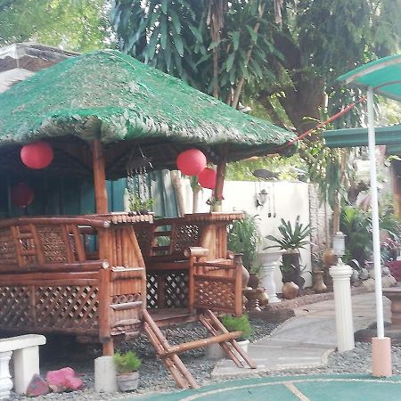 D'Lucky Garden Inn & Suites Tiniguiban Dış mekan fotoğraf