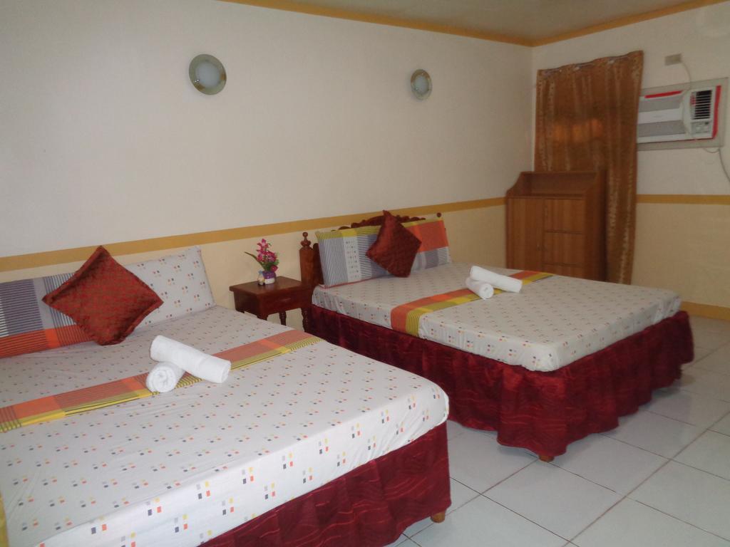 D'Lucky Garden Inn & Suites Tiniguiban Dış mekan fotoğraf